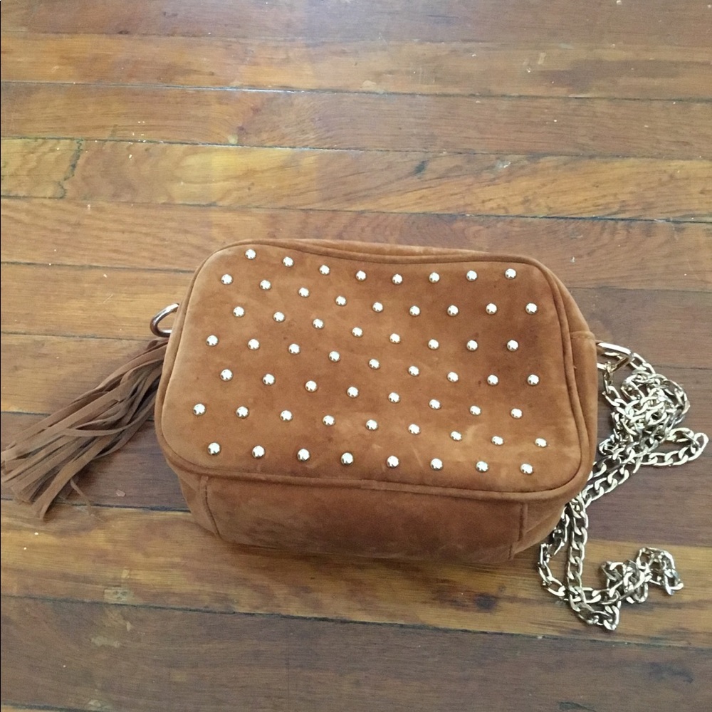 Medium to small cross body pocketbook